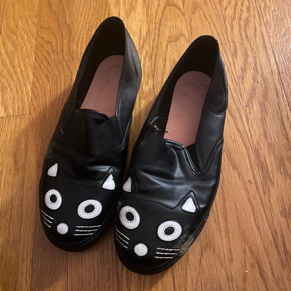 TUK Black Kitty slip ons